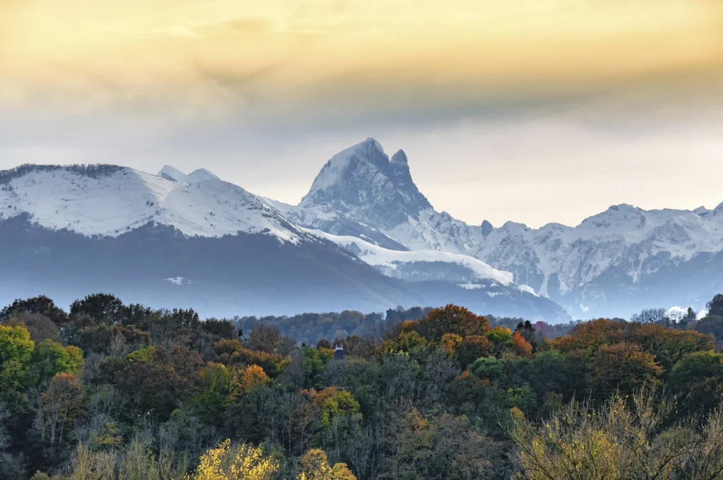 Panorama des Pyrénées vue de Pau