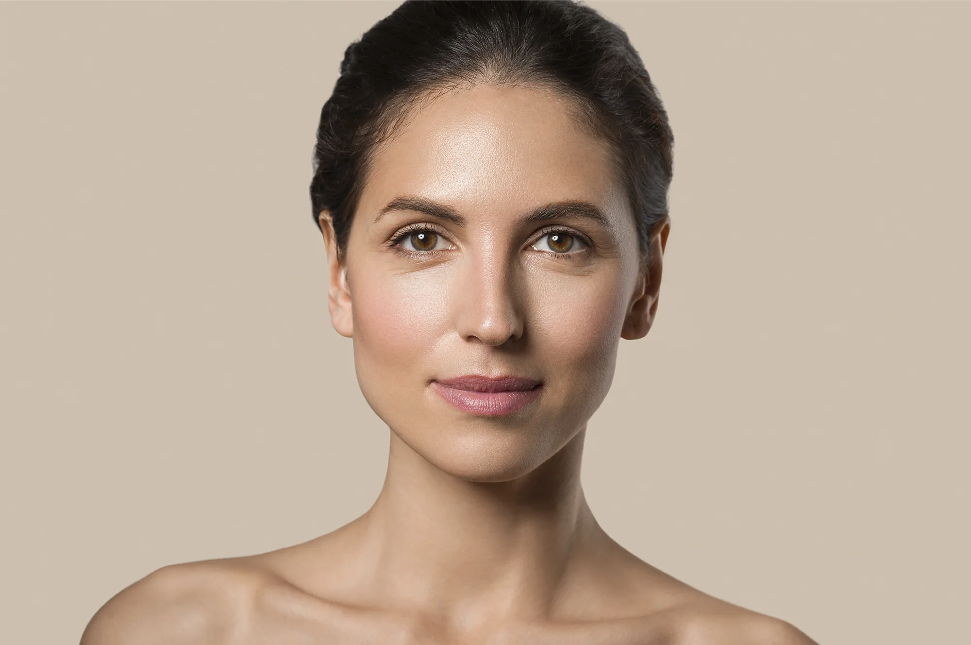 Les injections d’Harmonyca® | Restaurer la fermeté du visage à Pau